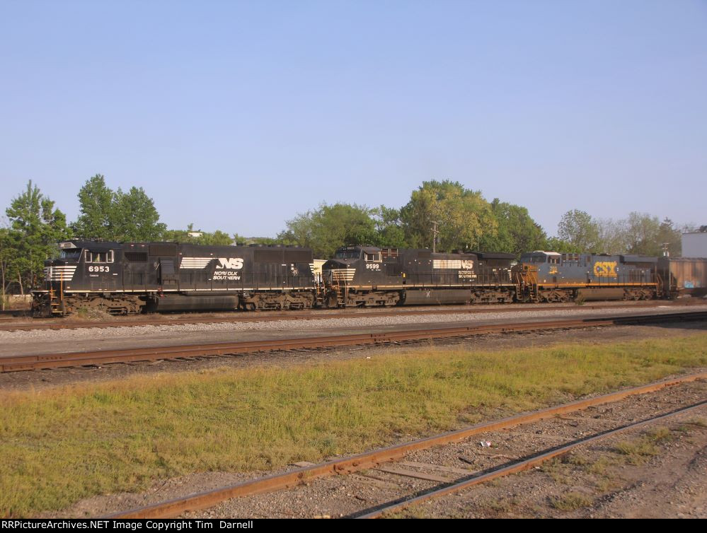 NS 6953 leads 16R